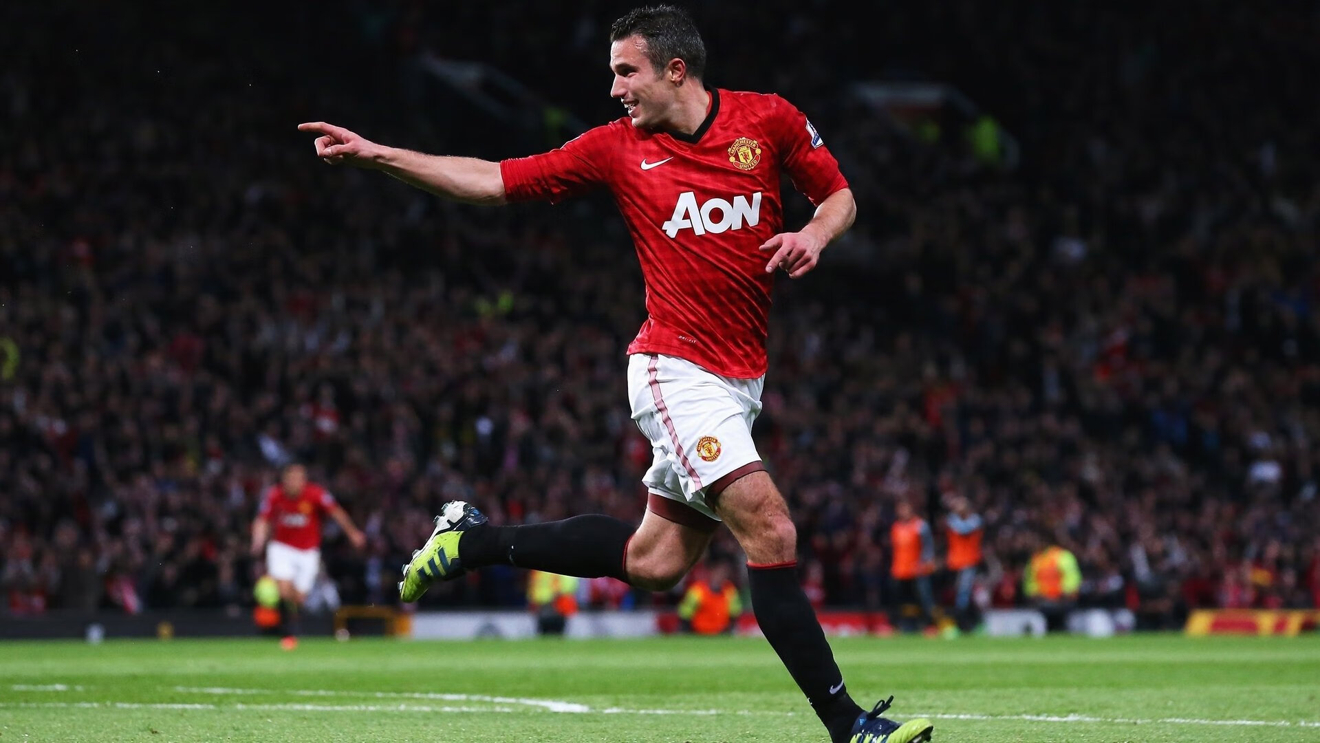 游泳“水下滑行”比拼赛 谁能用最少划水游最远成为焦点